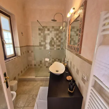 Il Giarolo Guest house 3*